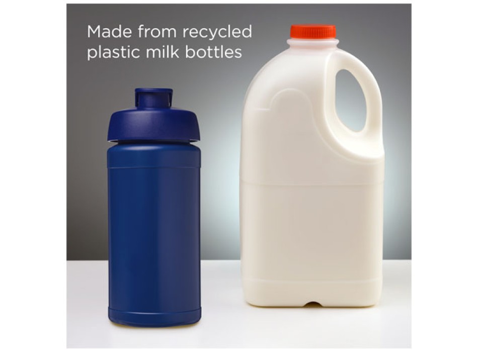 Borraccia sportiva in materiale riciclato con coperchio a scatto da 500 ml Baseline