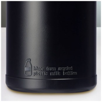 Borraccia sportiva in materiale riciclato con coperchio a scatto da 500 ml Baseline